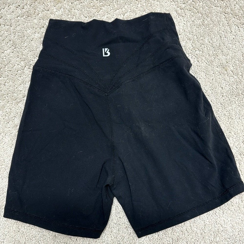BuffBunny short with crossover waistband